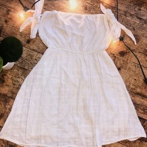 White strapless dress